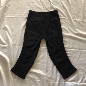 Lululemon cropped leggings